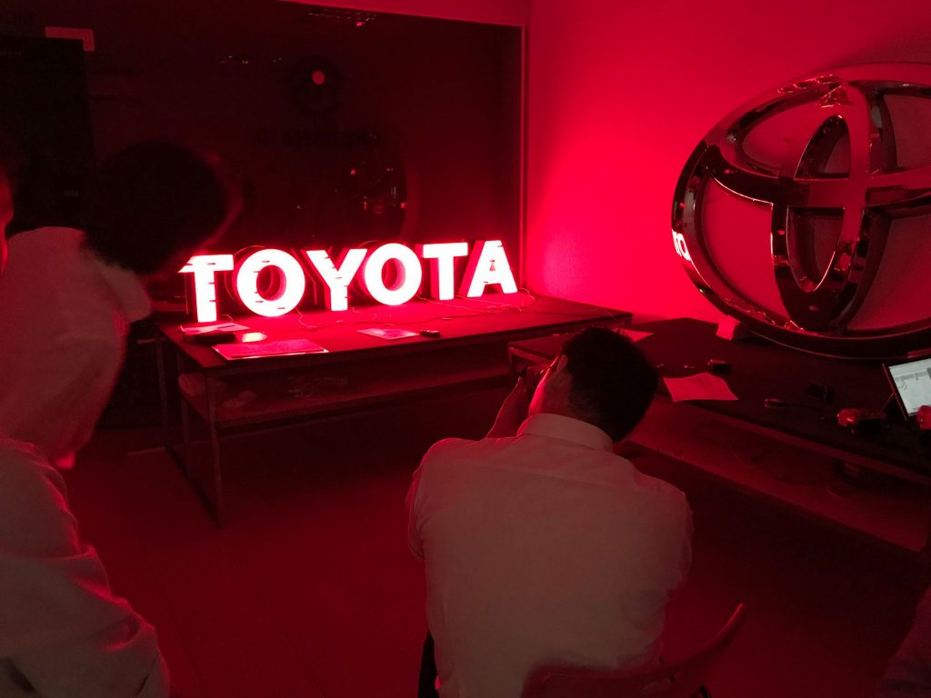 AIT chính thức trở thành nhà cung cấp bộ nhận diện thương hiệu của Toyota Việt Nam