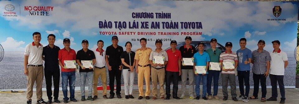 AIT hỗ trợ Toyota Việt Nam thực hiện chương trình đào tạo lái xe ô tô an toàn cho thành viên đại lý 2018!