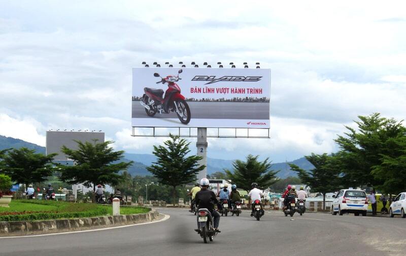 make a billboard in Hanoi