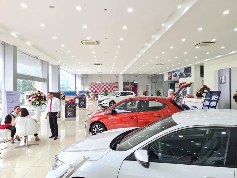 car showroom design standards