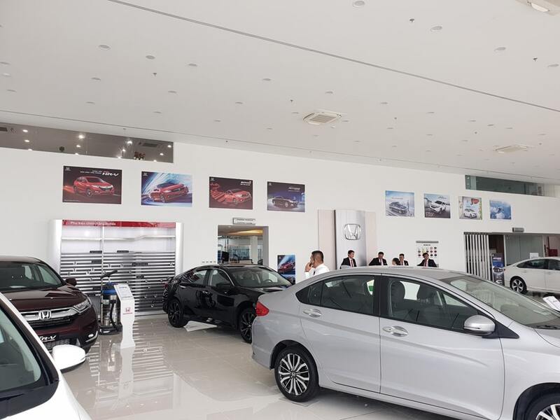 car showroom design standards