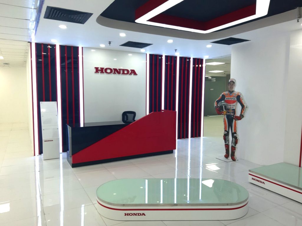 motorbike-showroom-design