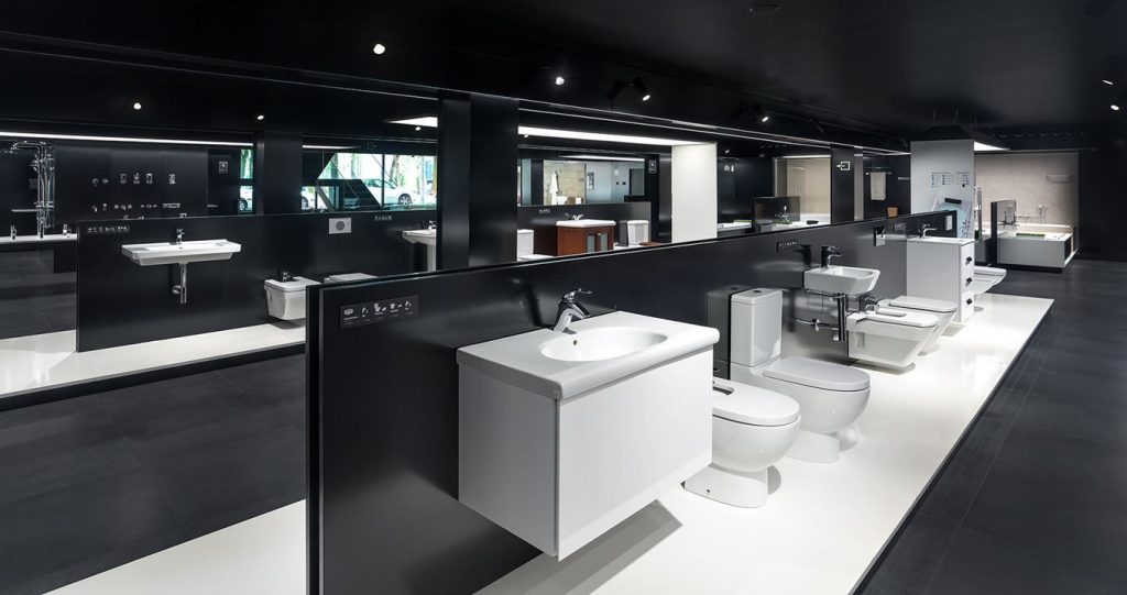 showroom-of-beautiful-sanitary-ware